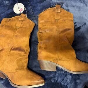 Elegant Brown Heeled Boots for Women